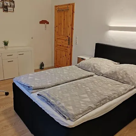 In Mainz-kostheim Apartman